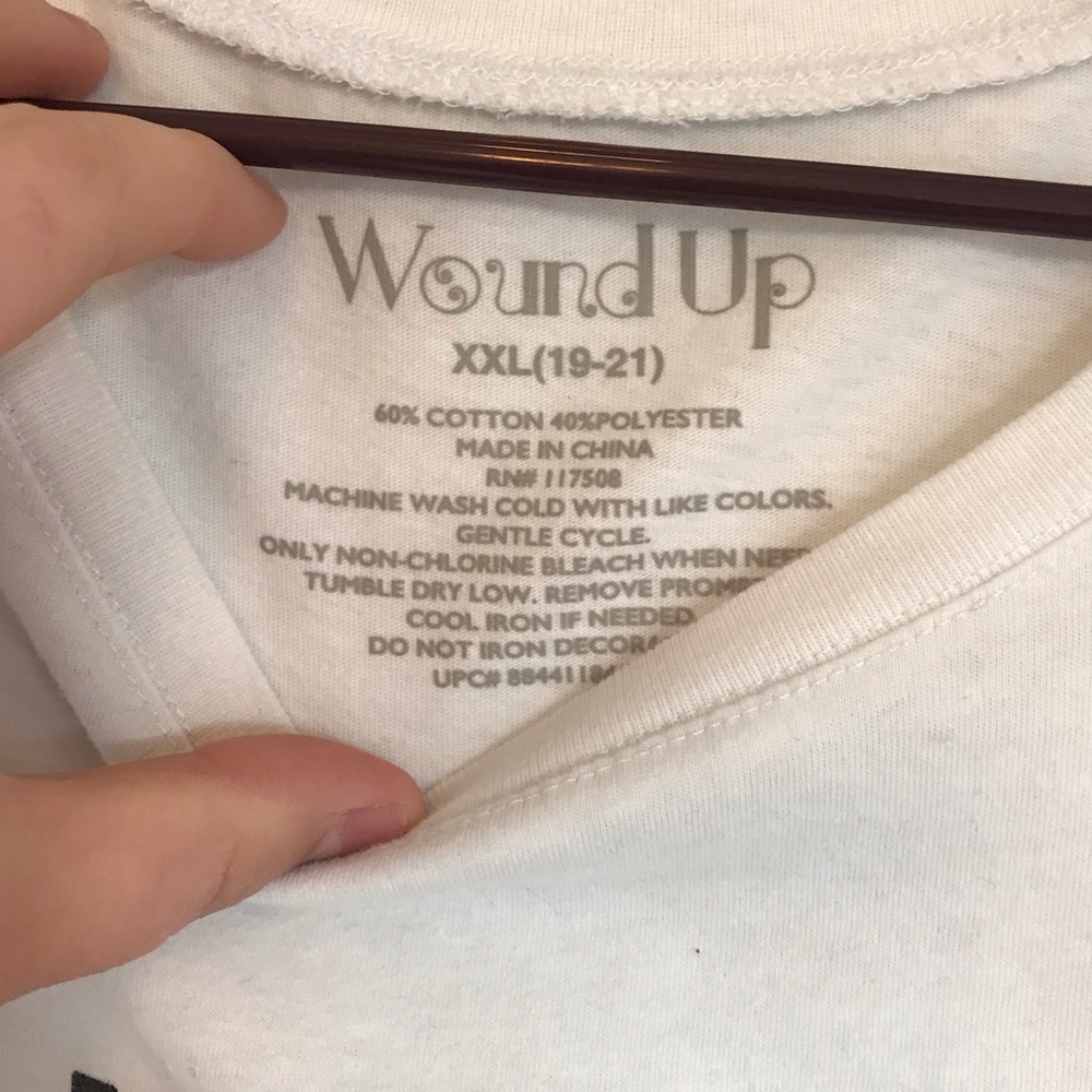 Cute tee - Picture 2 of 2